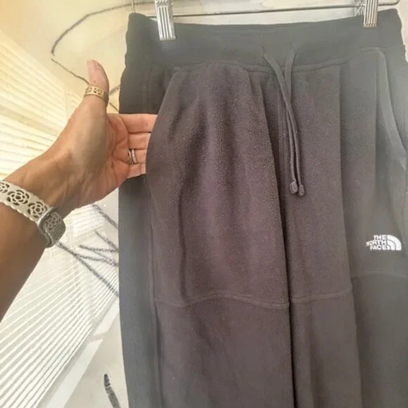 The North face Fleece Jogger - Picture 2 of 10